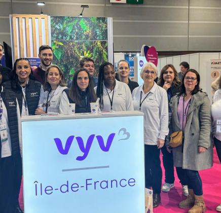 Les équipes VYV Domicile sur le stand du Salon des Services à la personne et de l'emploi à domicile, les 26 et 27 novembre 2024