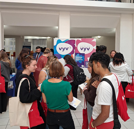 Le stand de VYV 3 au congrès de la FNESI